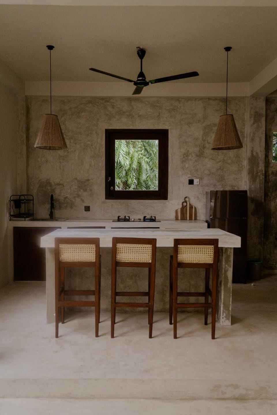 A Rustic, Equatorial Stay - Paci Ahangama Villa in Ahangama