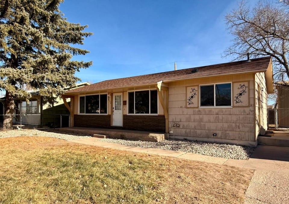 Property building, Day