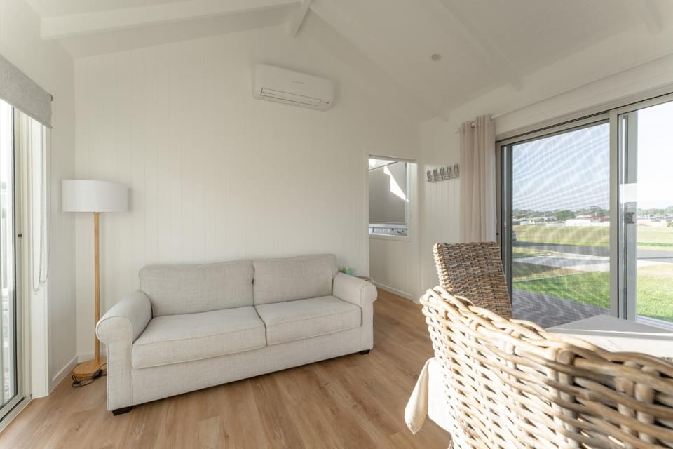 Port Sorell Escape – Walk to Sand & Shops House in Port Sorell