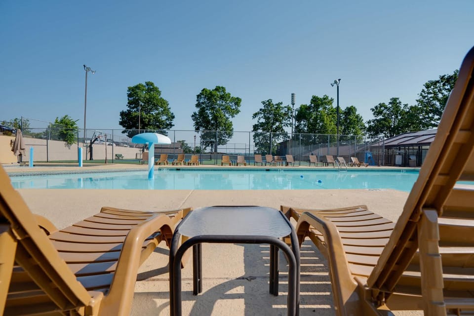 Troon Golf Bungalow - Branson - Golf Course View & On-site Amenities House in Branson