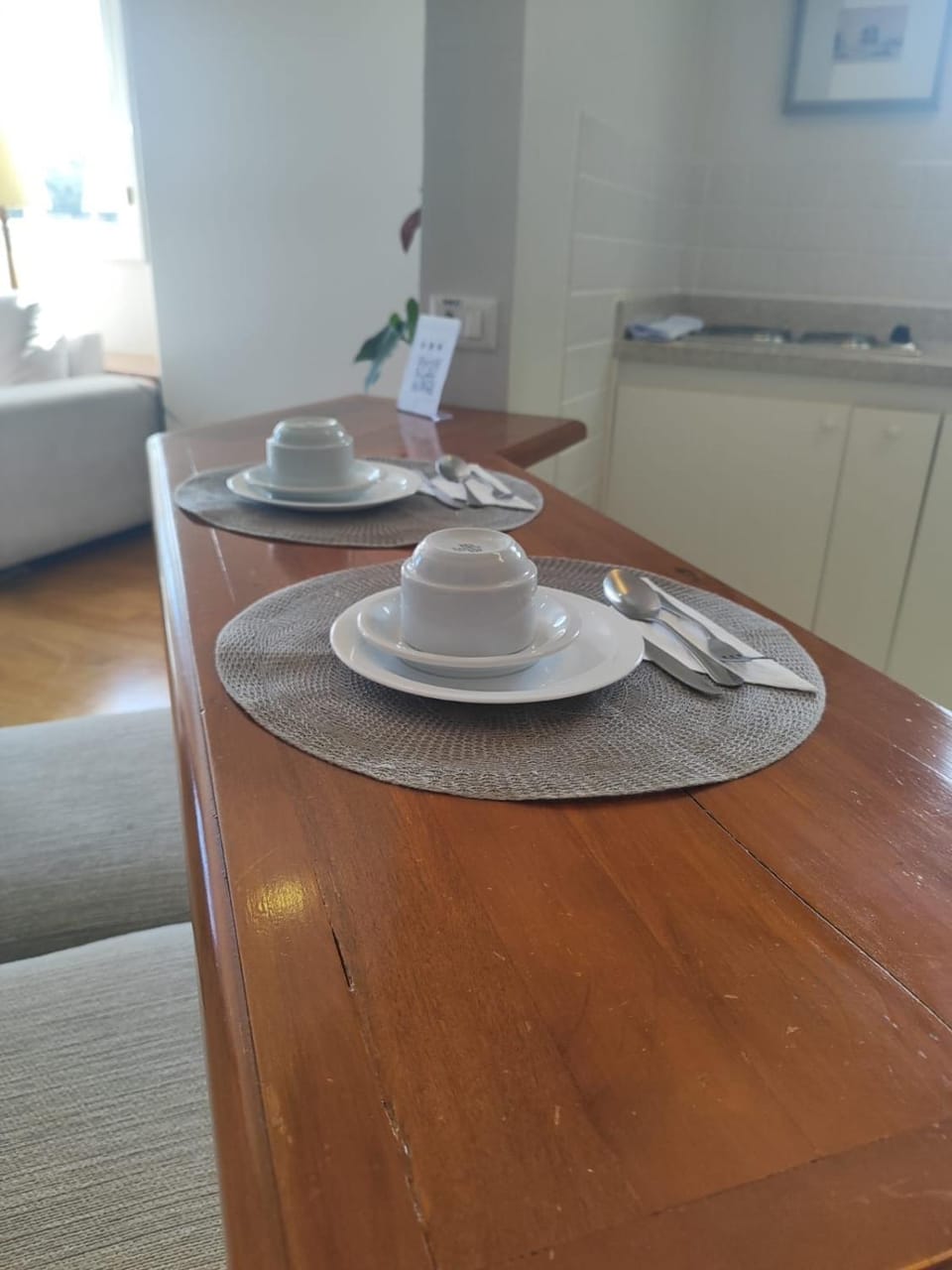 Coffee/tea facilities, Kitchen or kitchenette, Dining area