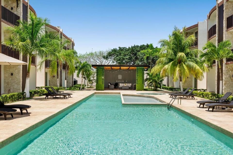 Balcony/Terrace, Swimming pool