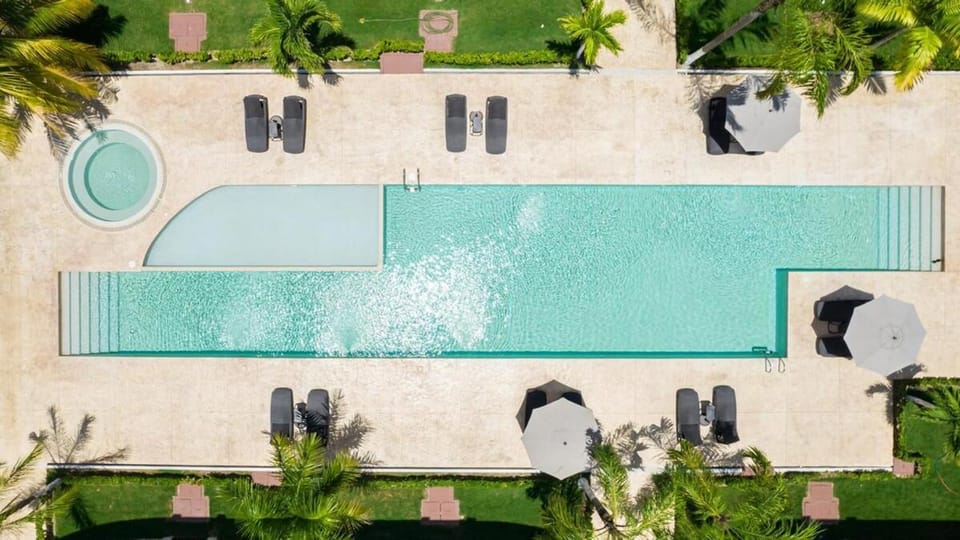 Pool view