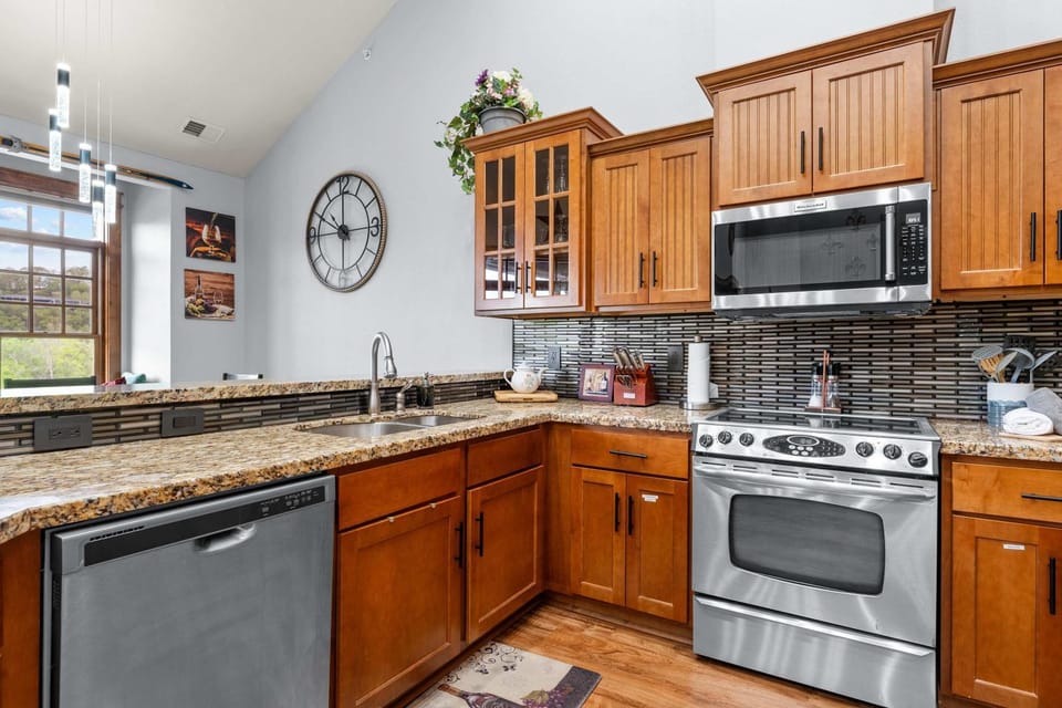 Penthouse Eagle View - for 12 House in Branson