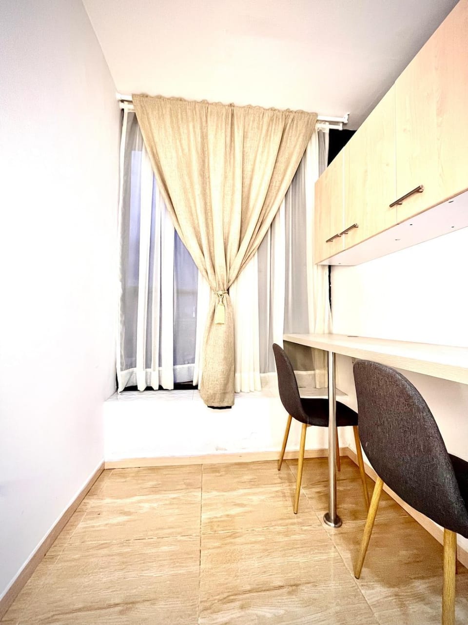 Ac Corner, at nice 5 floor fast wifi Apartment in Medellin