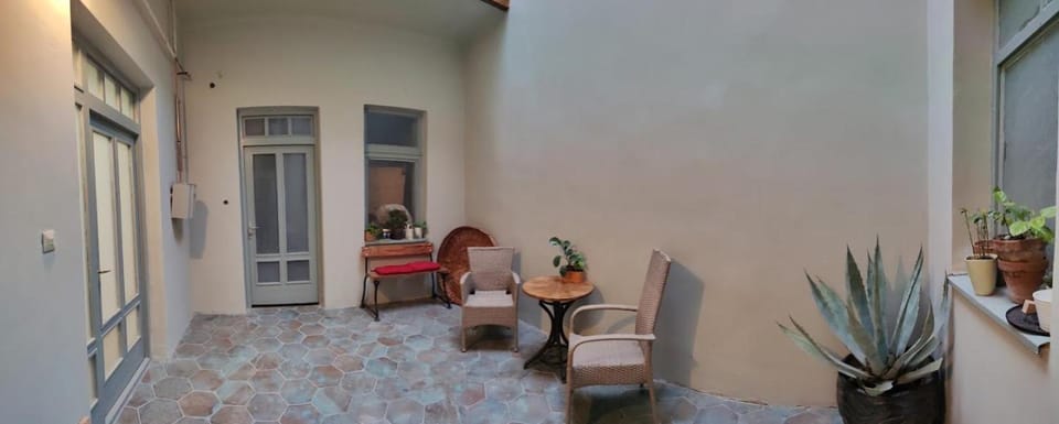 Balcony/Terrace, Balcony/Terrace