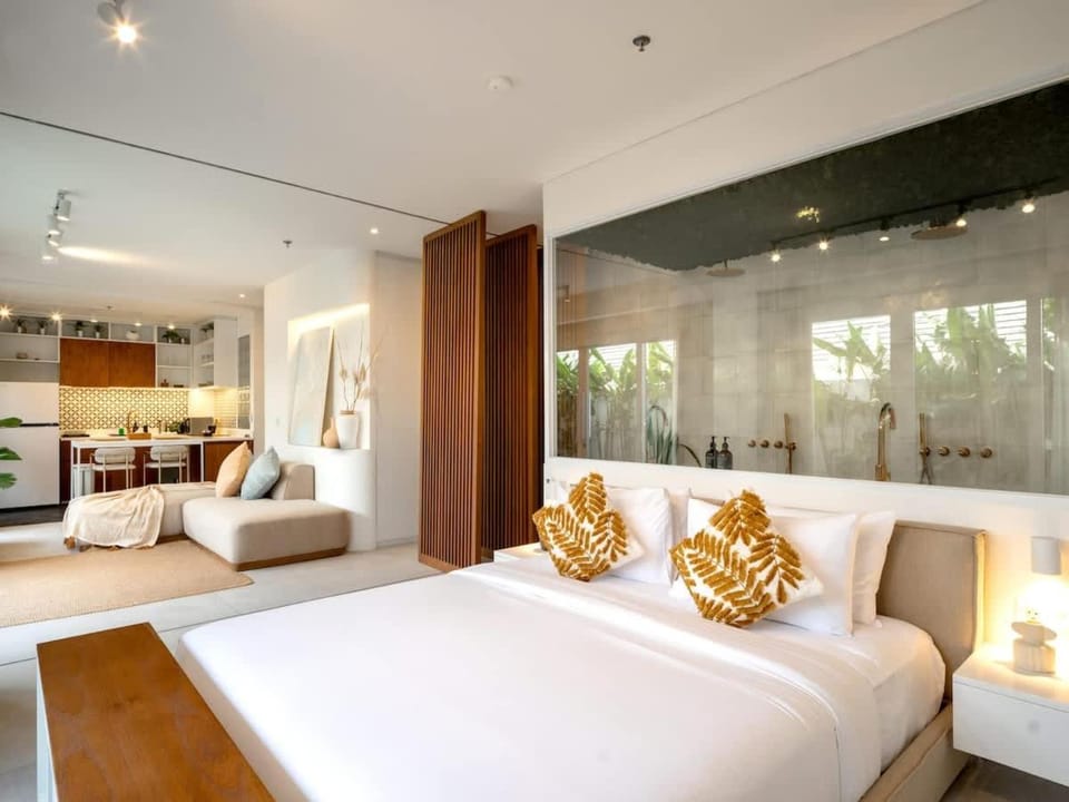 Berawa Luxury Retreat - The Cruise Canggu Apartment in North Kuta