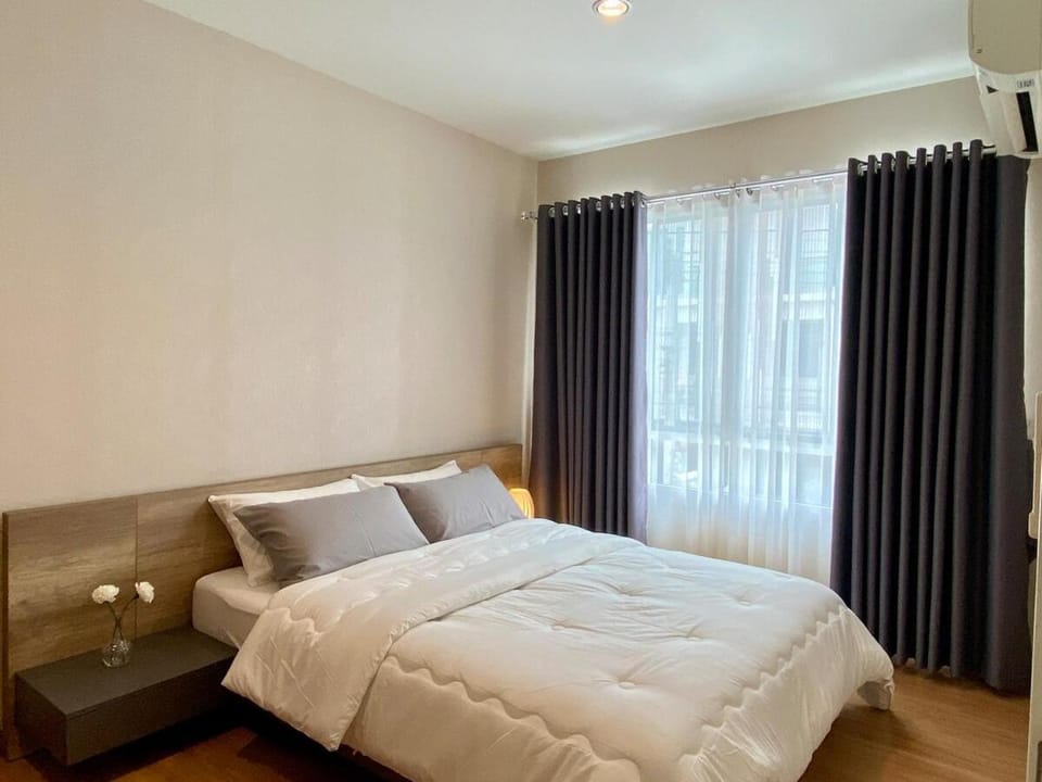 Cozy home near impact arena Villa in Laos