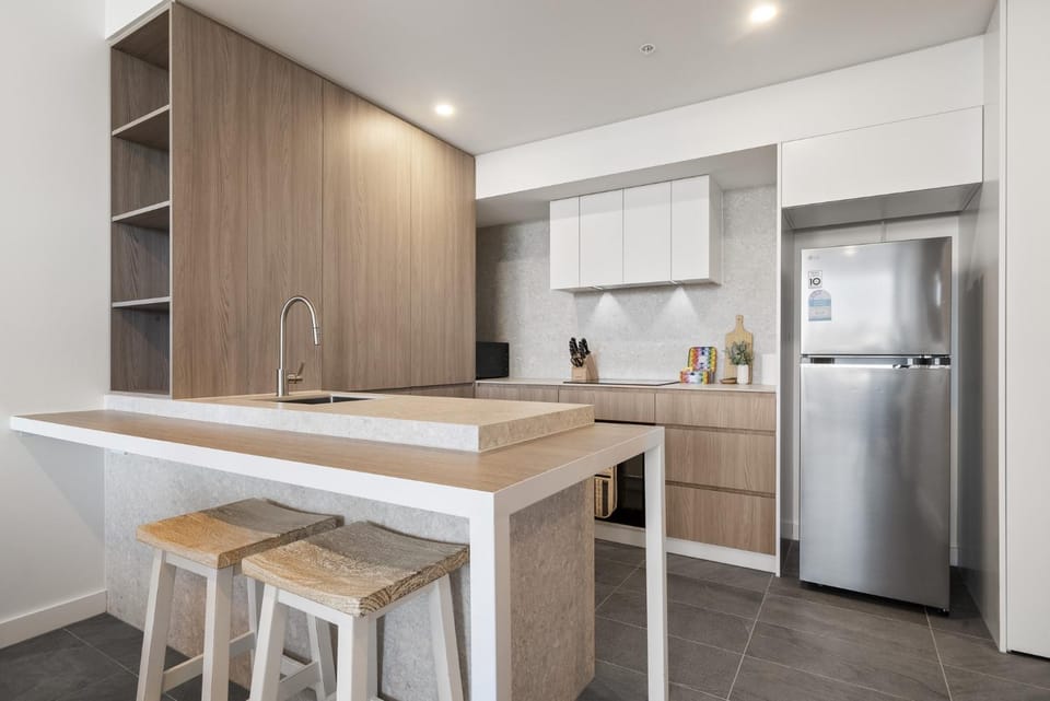 Modern 1-Bed Apartment with Views in Fremantle Apartment in Perth