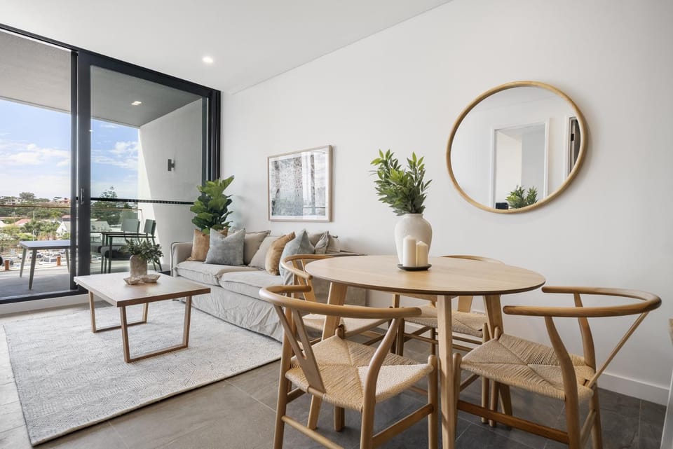 Chic 1-Bed Escape in Fremantle with Parking Apartment in Perth