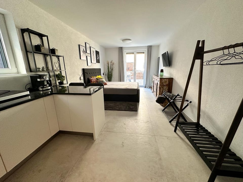 Kitchen or kitchenette, oven, stove