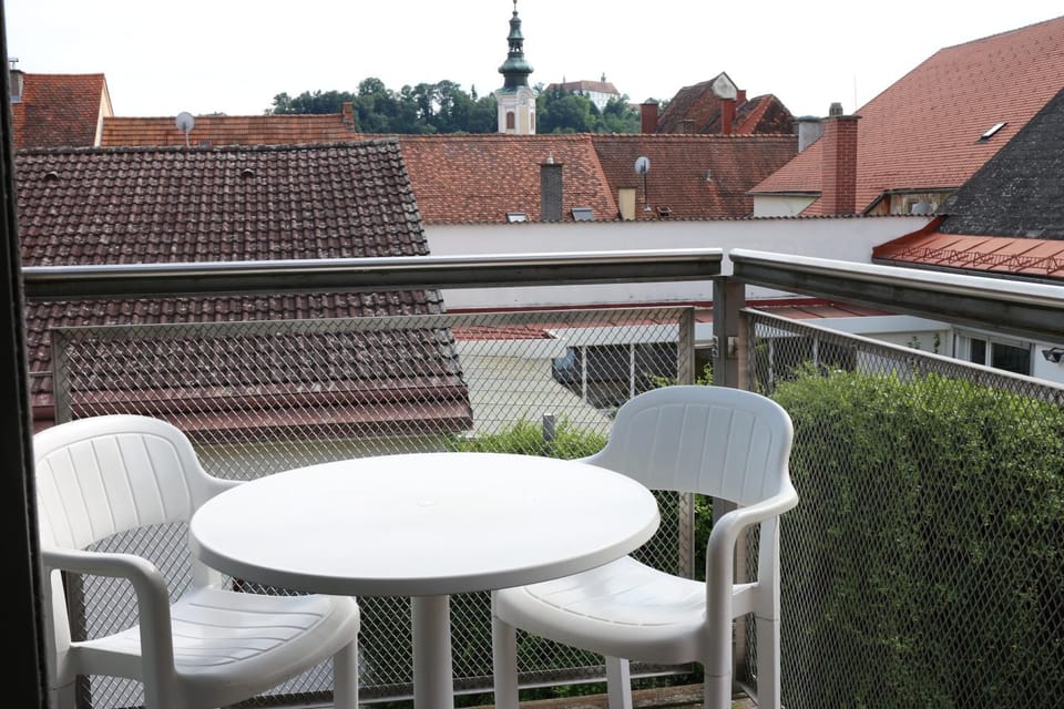 Day, Balcony/Terrace