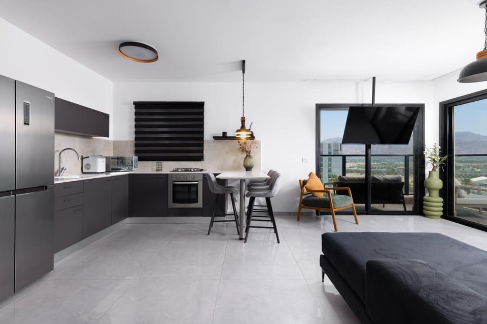 TV and multimedia, Kitchen or kitchenette, stove