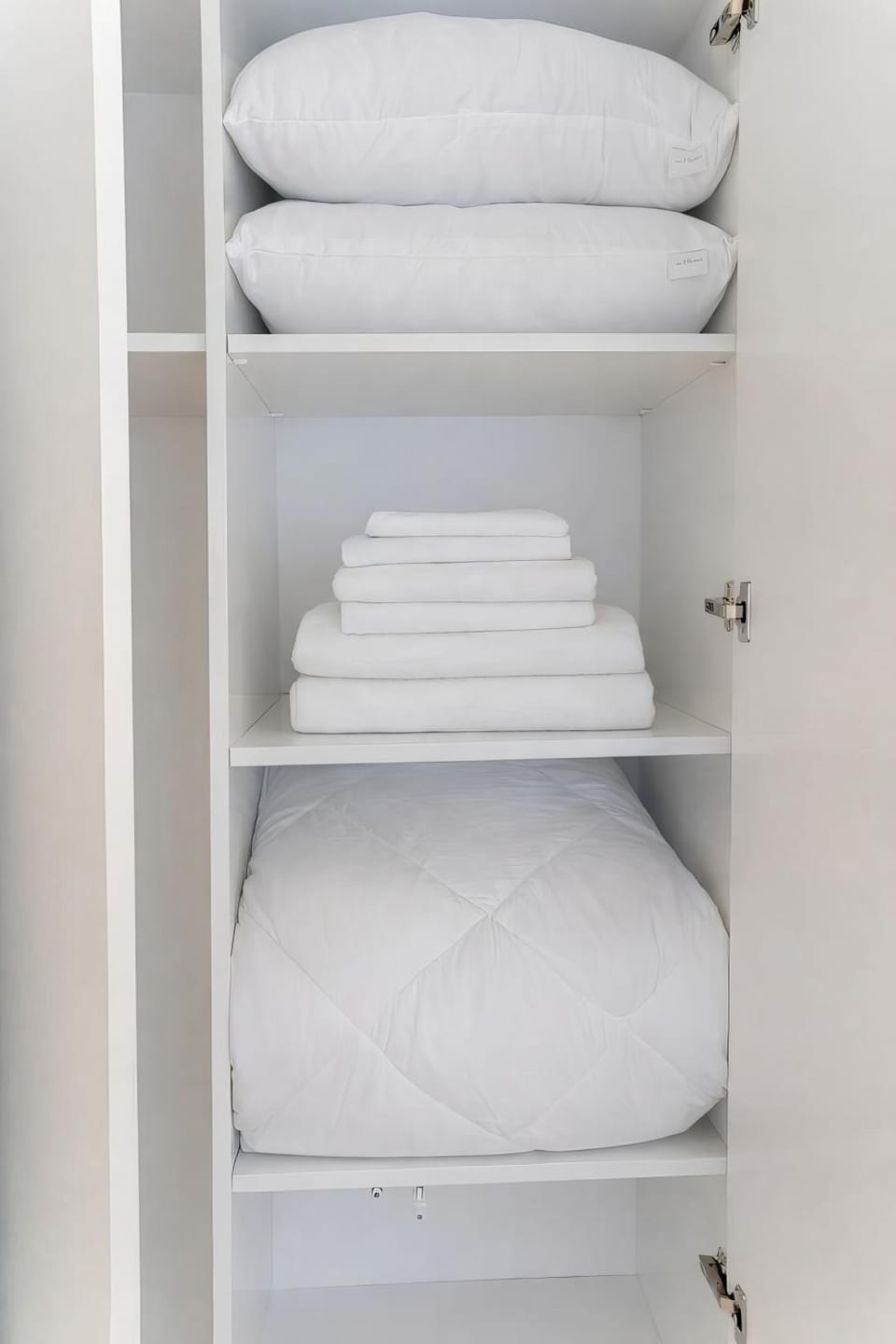 Bed, Photo of the whole room, Bedroom, towels, wardrobe