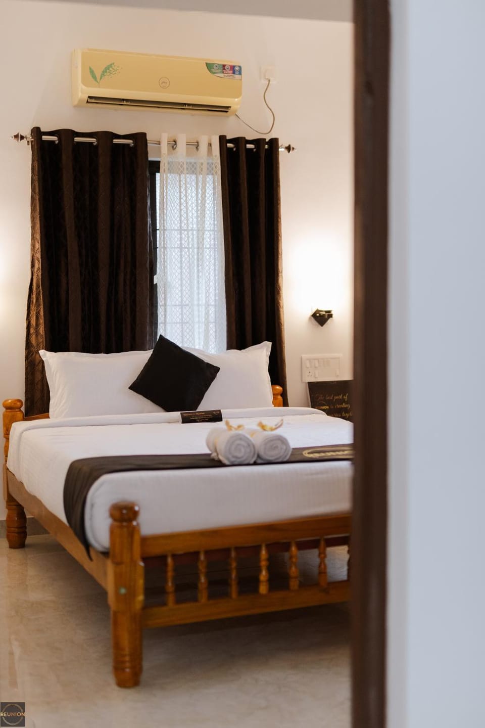 Reunion Arya Studio Stays Apartment in Karnataka