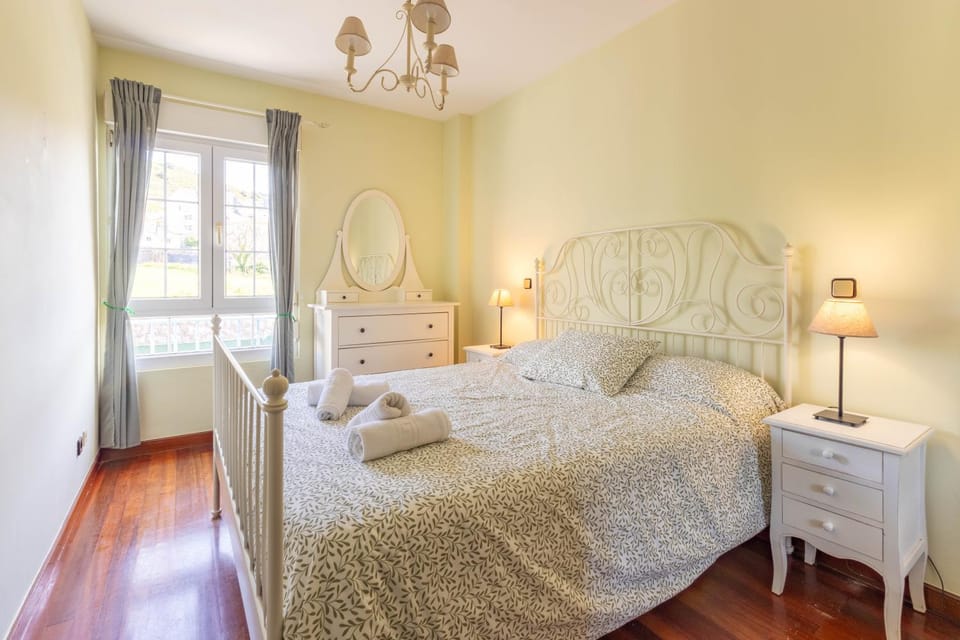 Tus vacaciones en Liencres Apartment in Cantabria