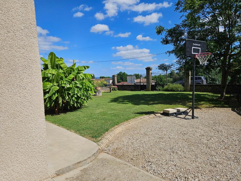 Garden, Garden view
