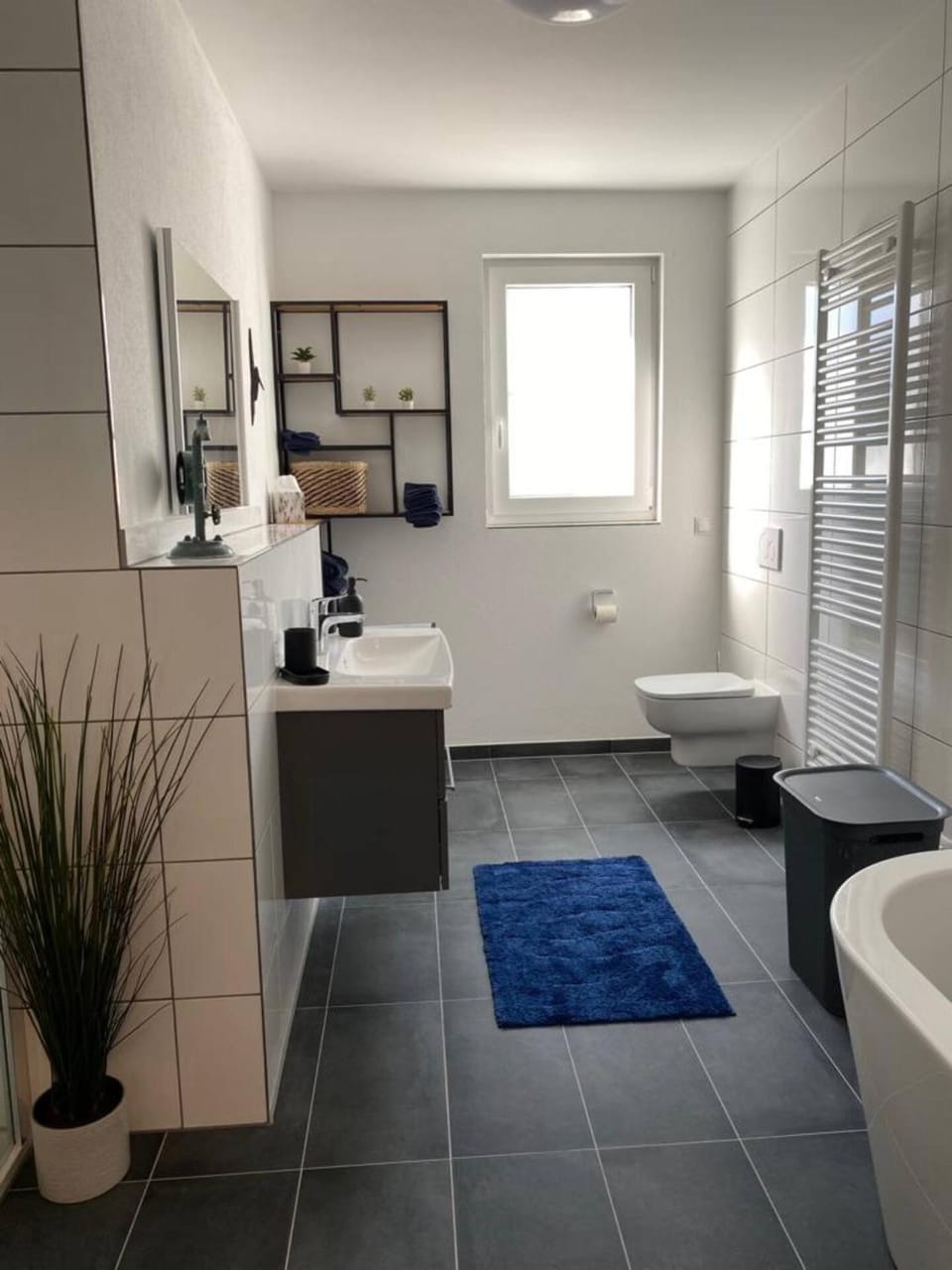 Toilet, Bathroom, Bath, towels