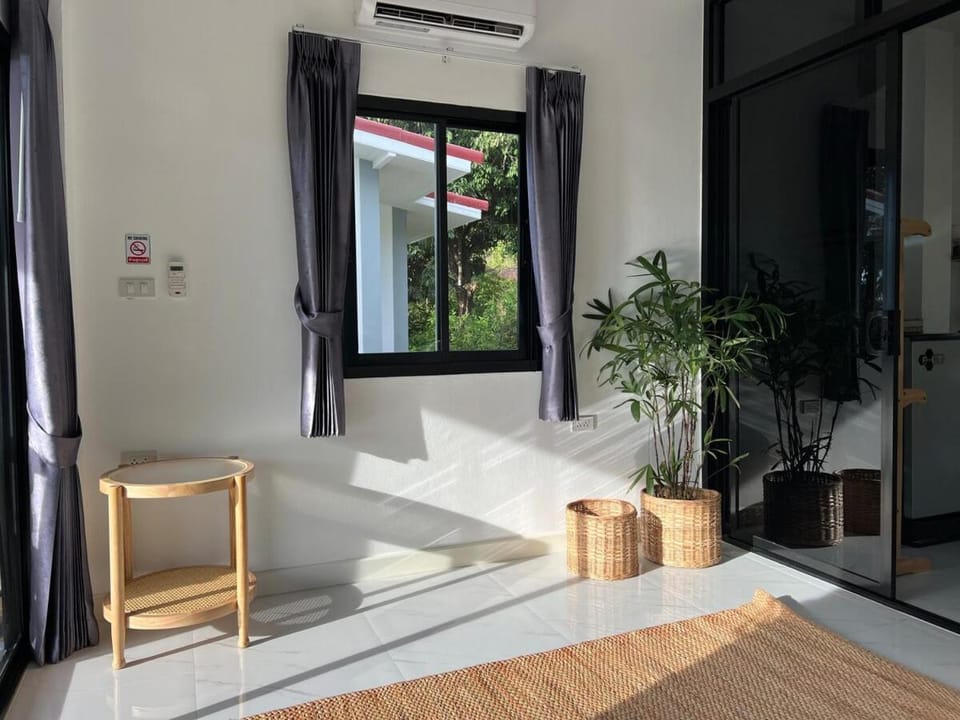 Sunset Hut Haad Yao House in Ko Pha-ngan Sub-district