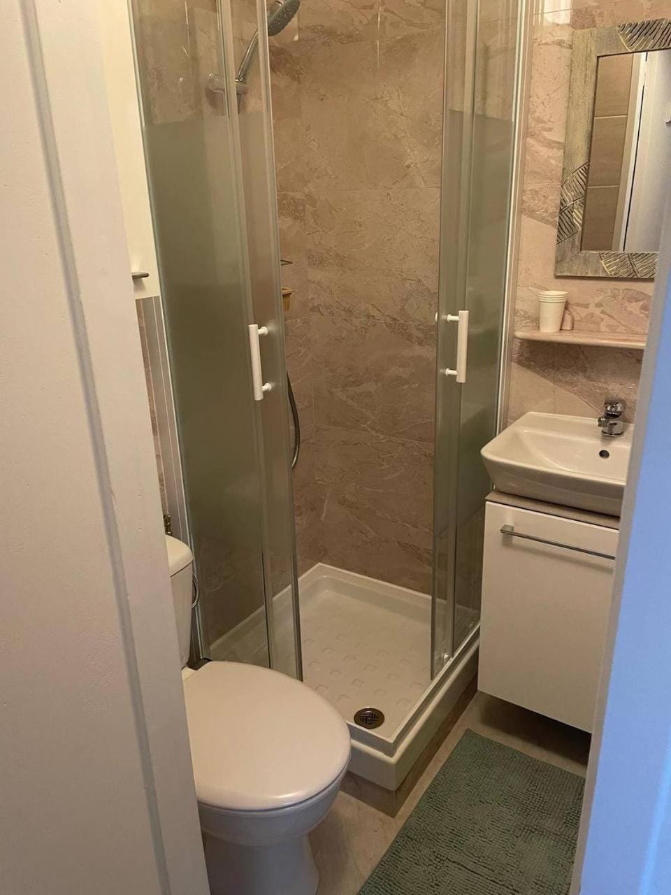apart 92110 Apartment in Clichy