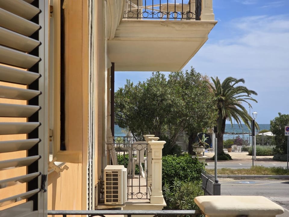 View (from property/room), Balcony/Terrace, Beach, Sea view