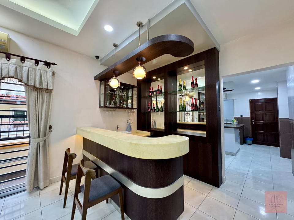 Lounge or bar