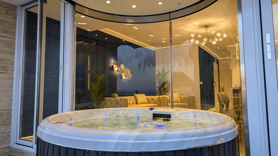Hot Tub