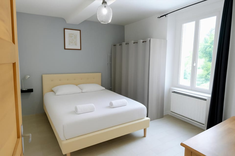 Logement Cosy & Spacieux Hypercentre CAEN Apartment in Caen