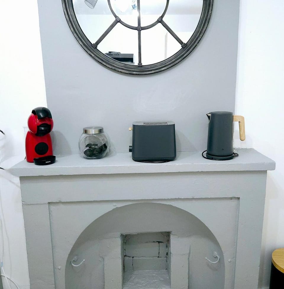 Coffee/tea facilities, Kitchen or kitchenette, kitchen