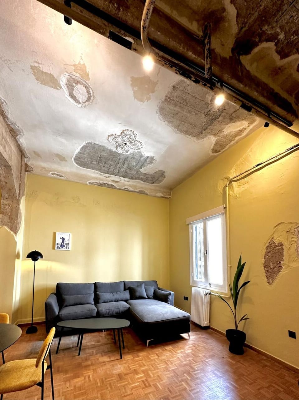 Sis Urban,Timeless Elegance Apartment in Athens