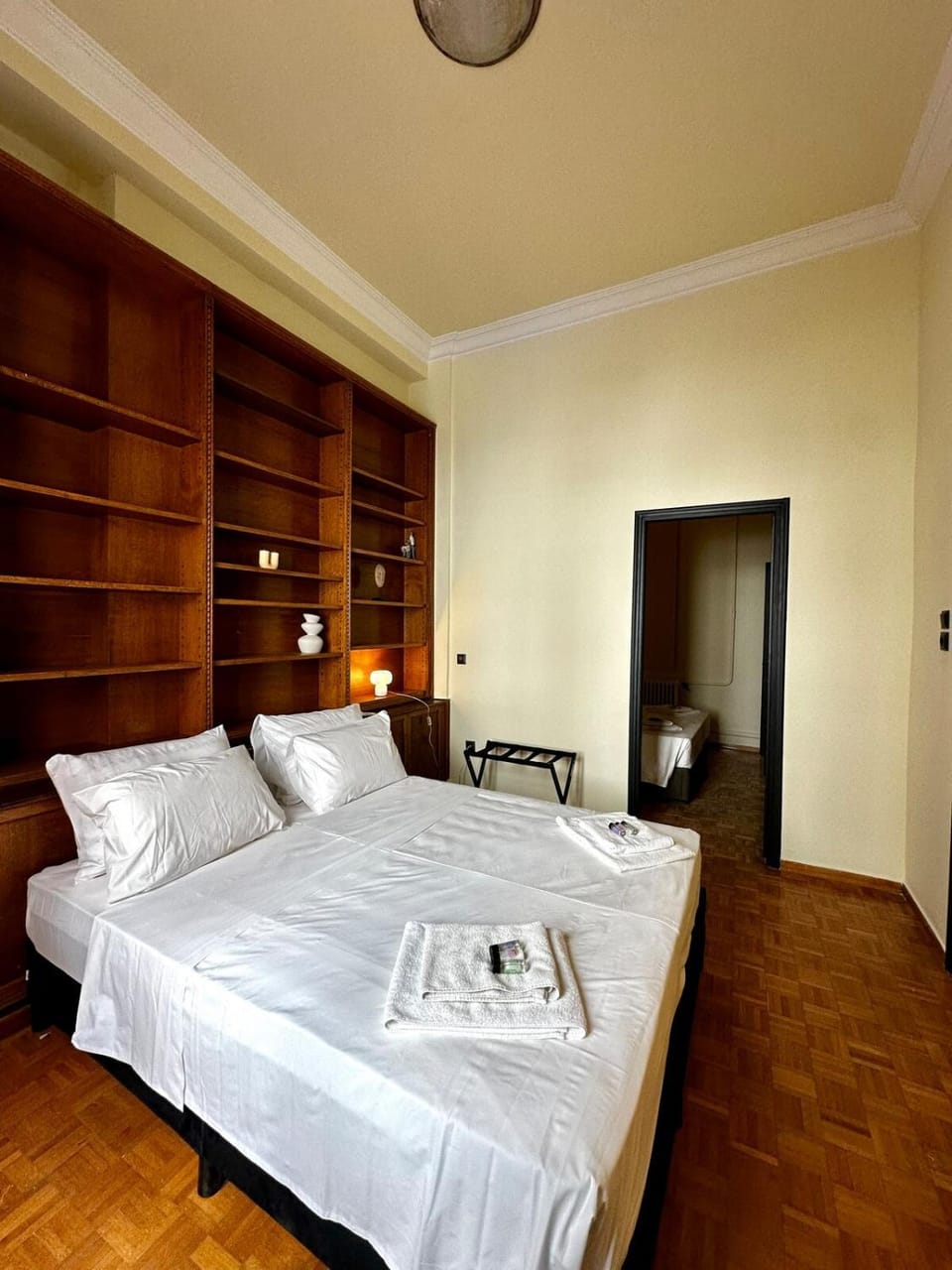 Sis Urban,Timeless Elegance Apartment in Athens