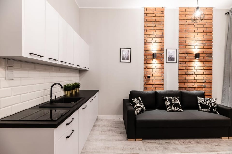 Kitchen or kitchenette, Seating area