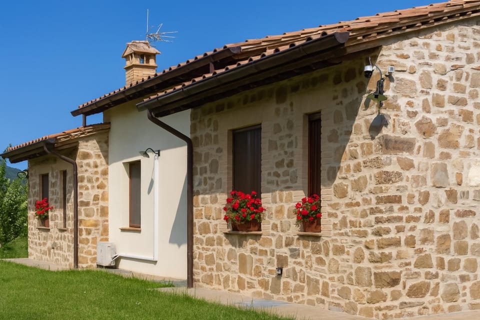 Property building, Day, Landmark view