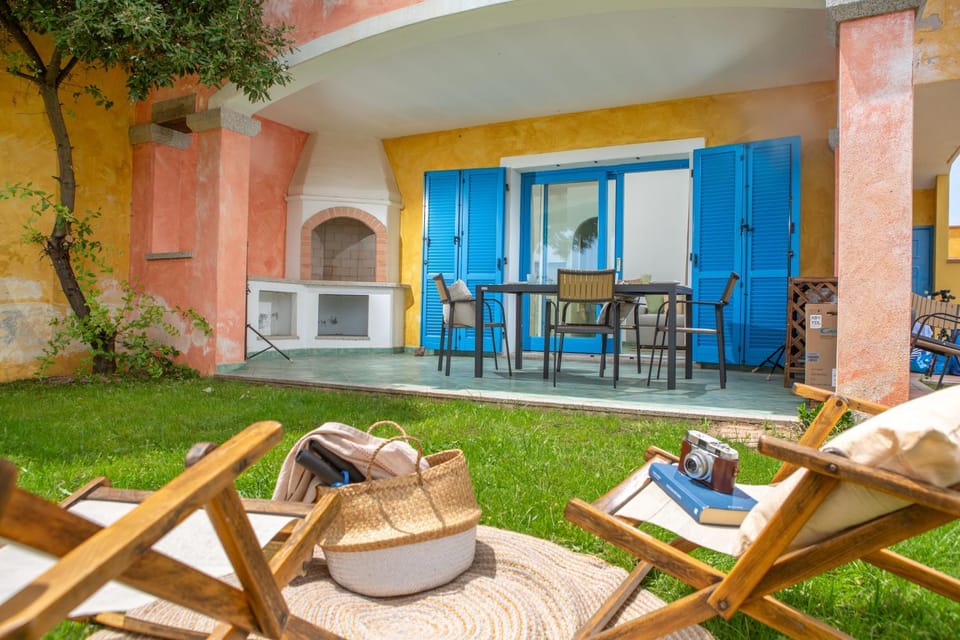 Bilancia I - Sea View Apartment - 6 Guests Apartment in Sardinia