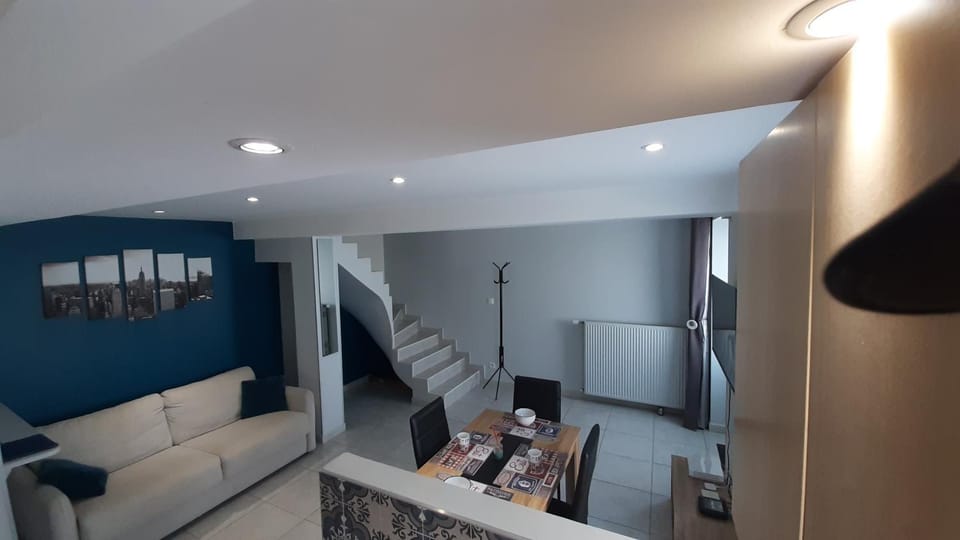Living room, kitchen