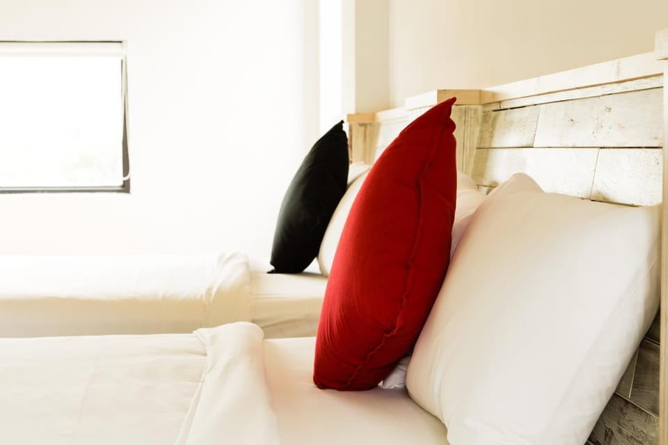 Bed, bunk bed