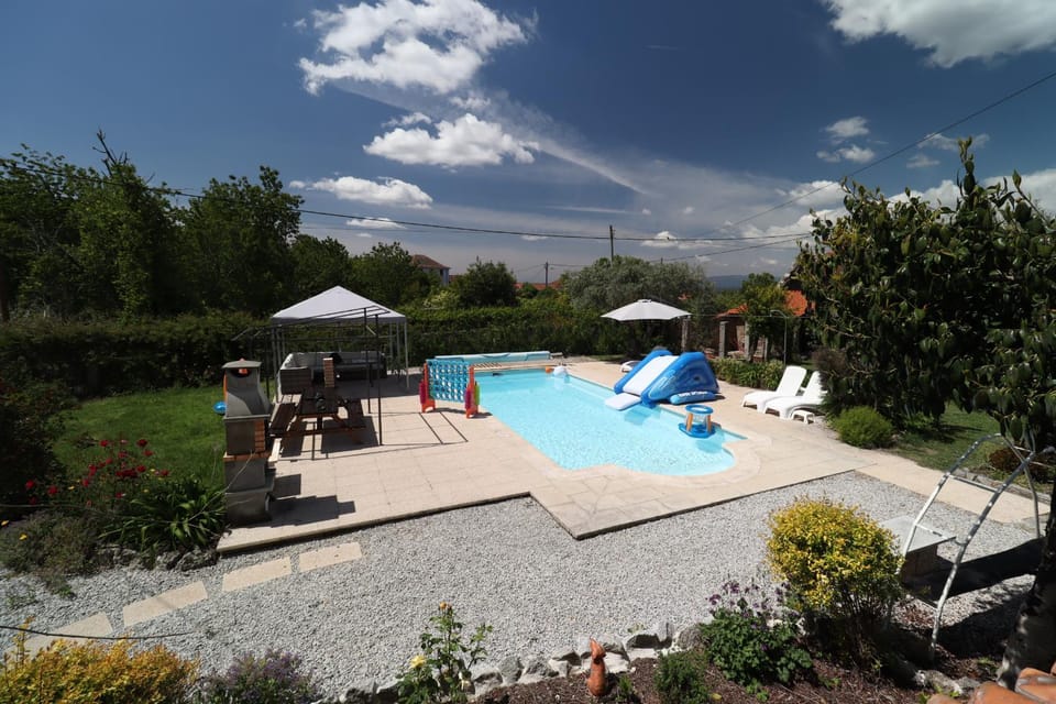 Pool view, Swimming pool