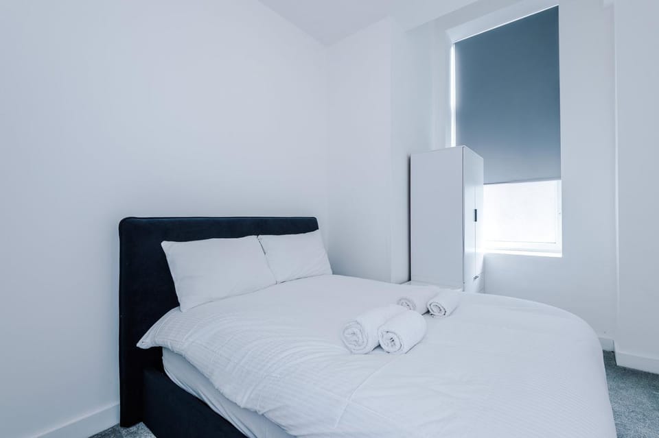 Cohost Partners Cozy Stay Heart of Warrington Apartment in Warrington