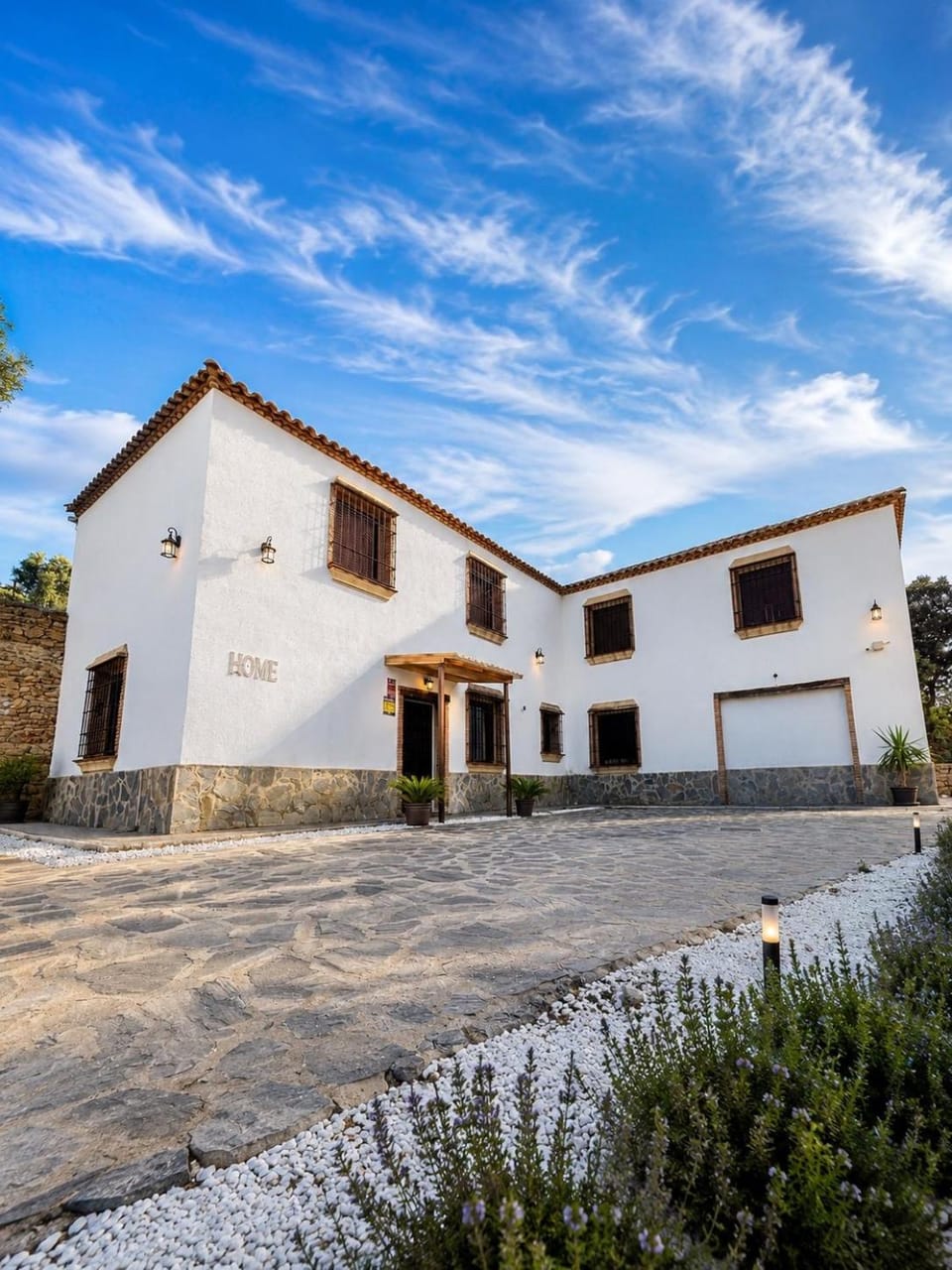 Property building, Day