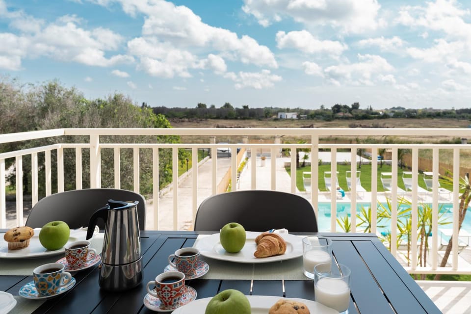 Balcony/Terrace, Dining area