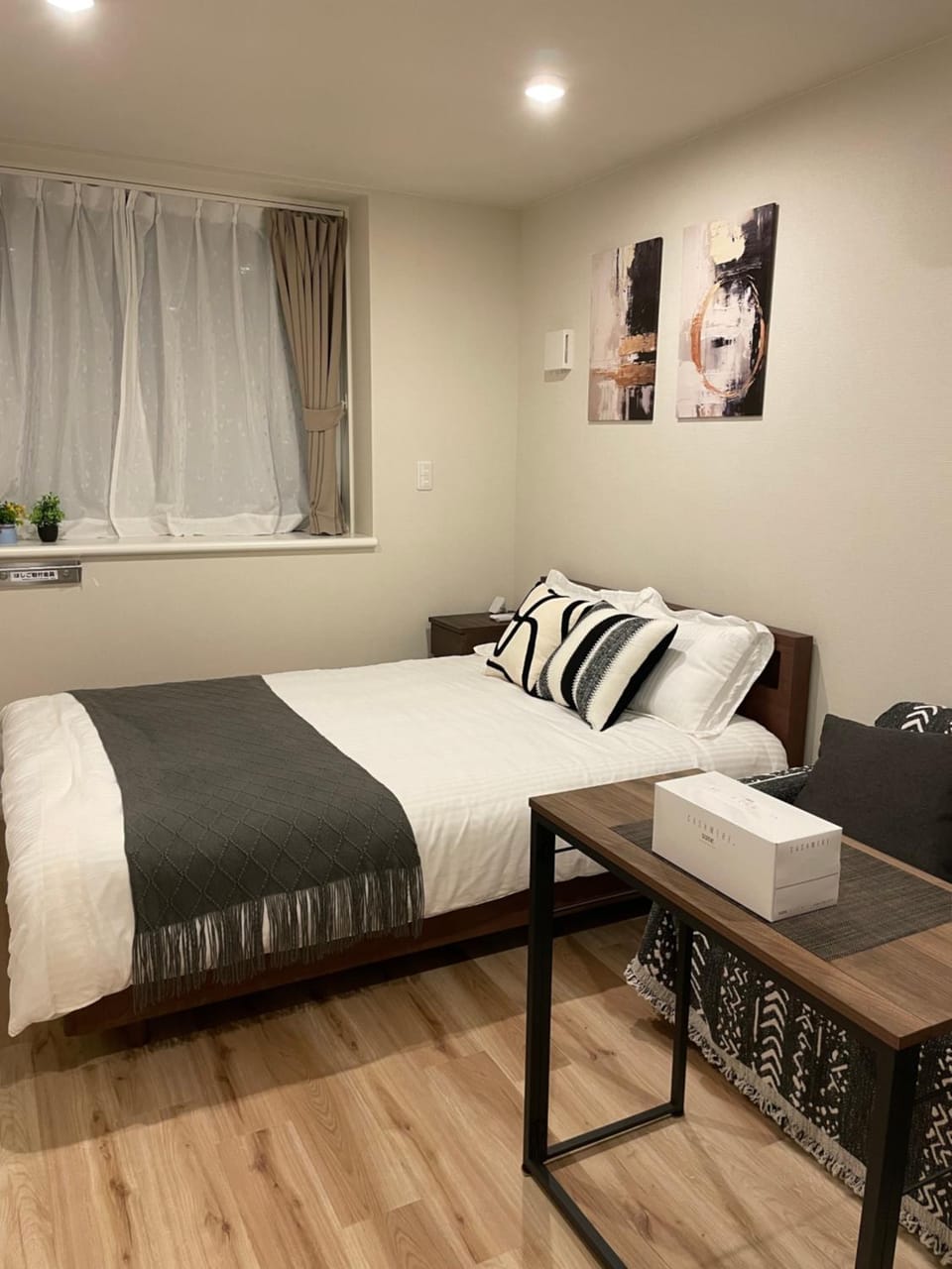 Bed, Photo of the whole room, Bedroom