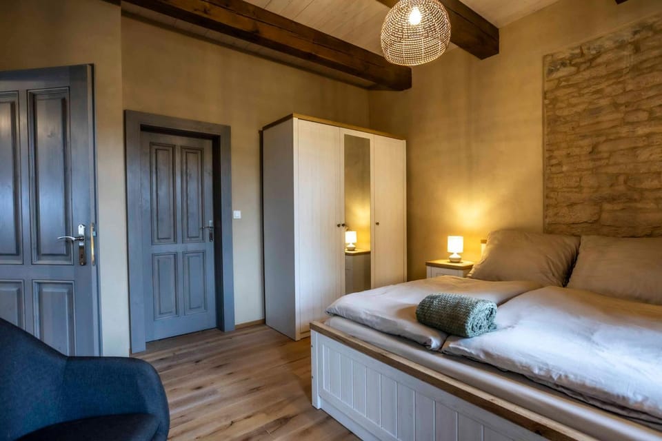 Bed, Photo of the whole room, Bedroom, wardrobe