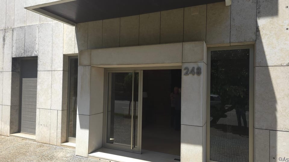 Facade/entrance, Day
