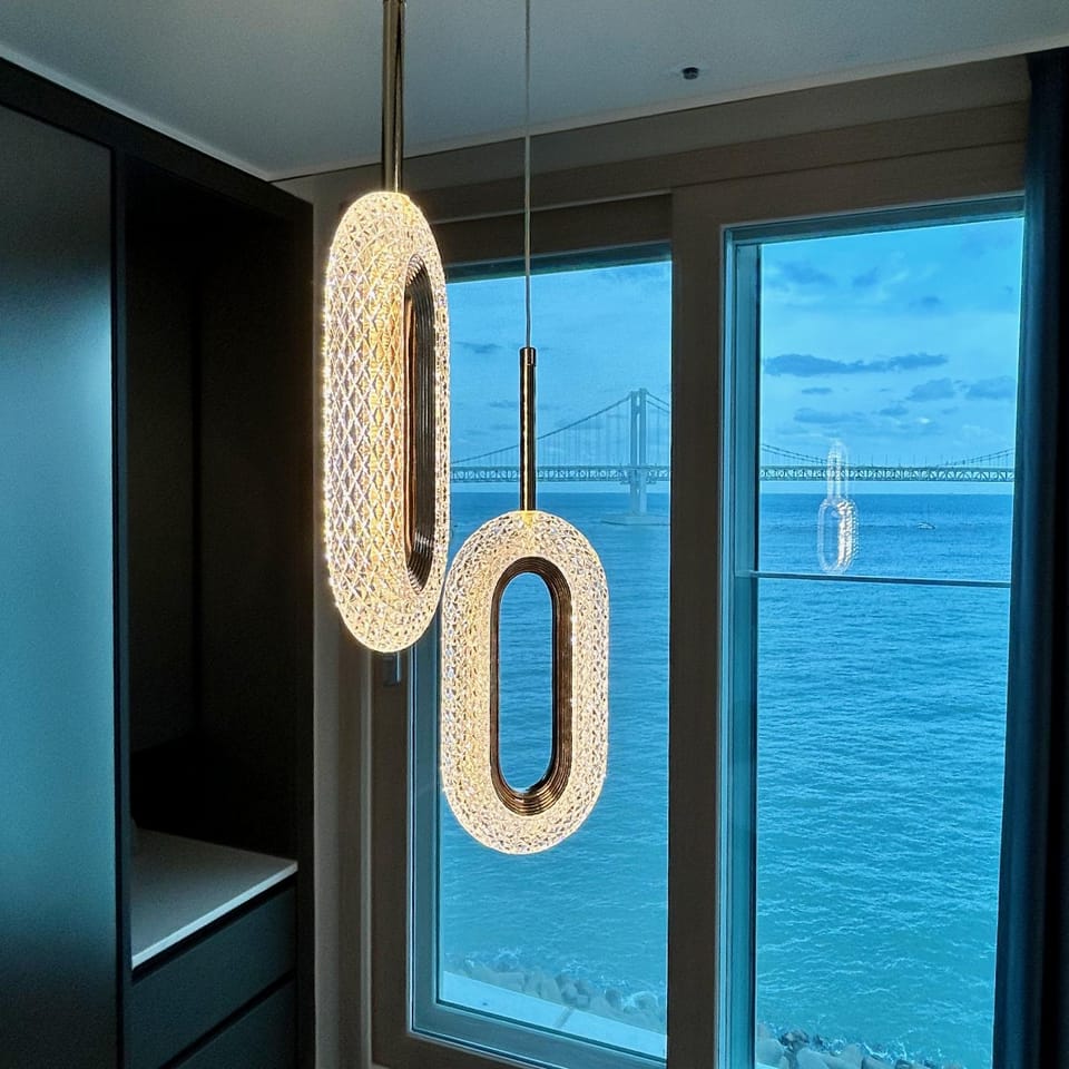 View (from property/room), Dining area, Landmark view, Sea view