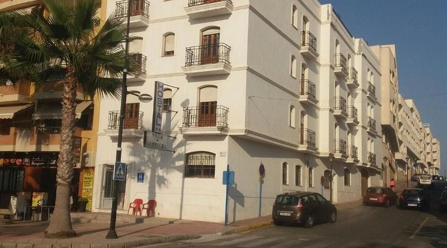 Property building, Neighbourhood, City view, Street view, Location