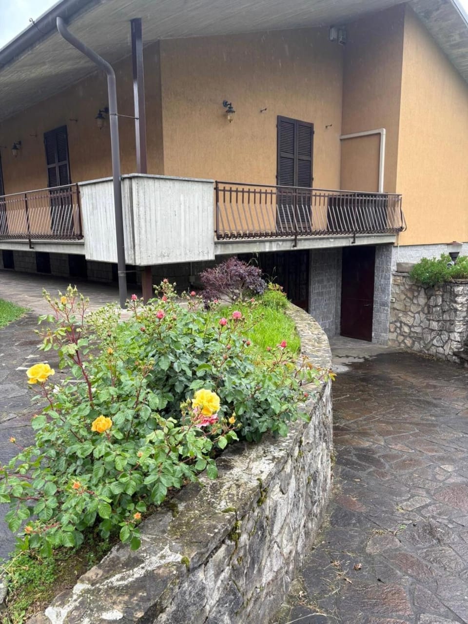 Property building, Garden