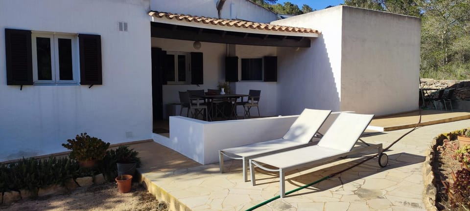 Balcony/Terrace, sunbed