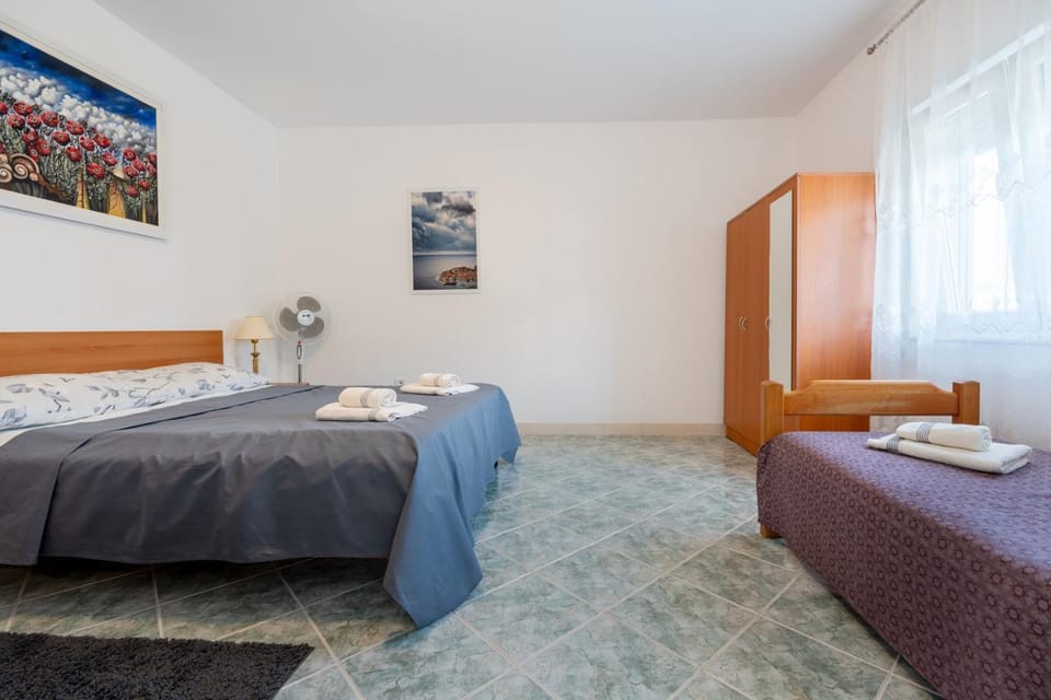 Holiday Home Casa Blu near the Beach House in Dubrovnik-Neretva County