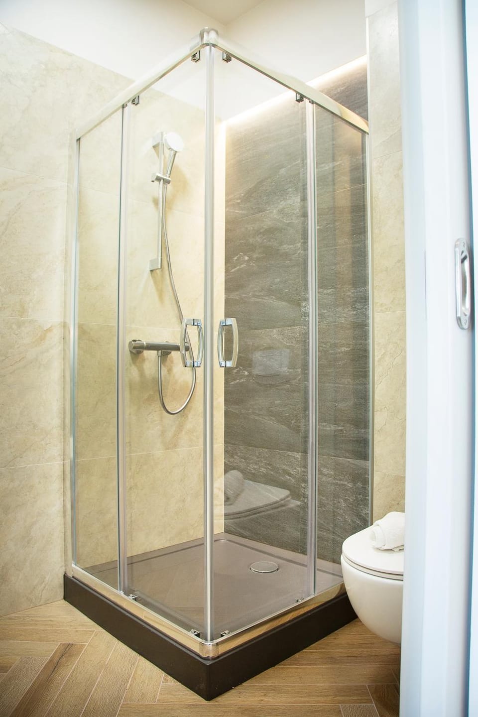 Shower, Toilet, Bathroom