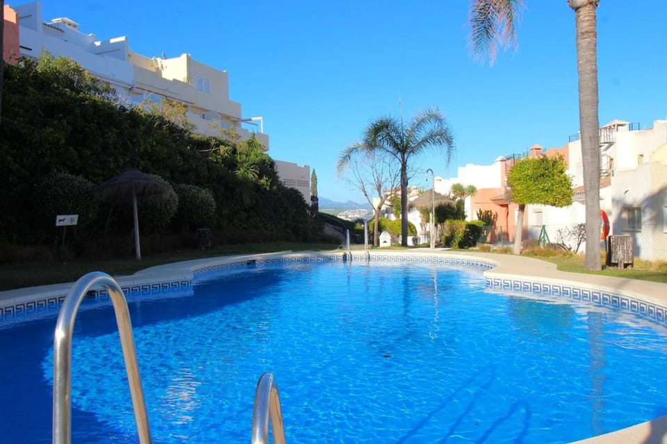 Top floor apartment with magic view Apartment in Costa del Sol